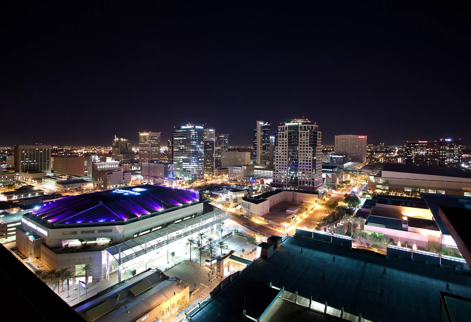Downtown Phoenix gets a new hotel and spa this month