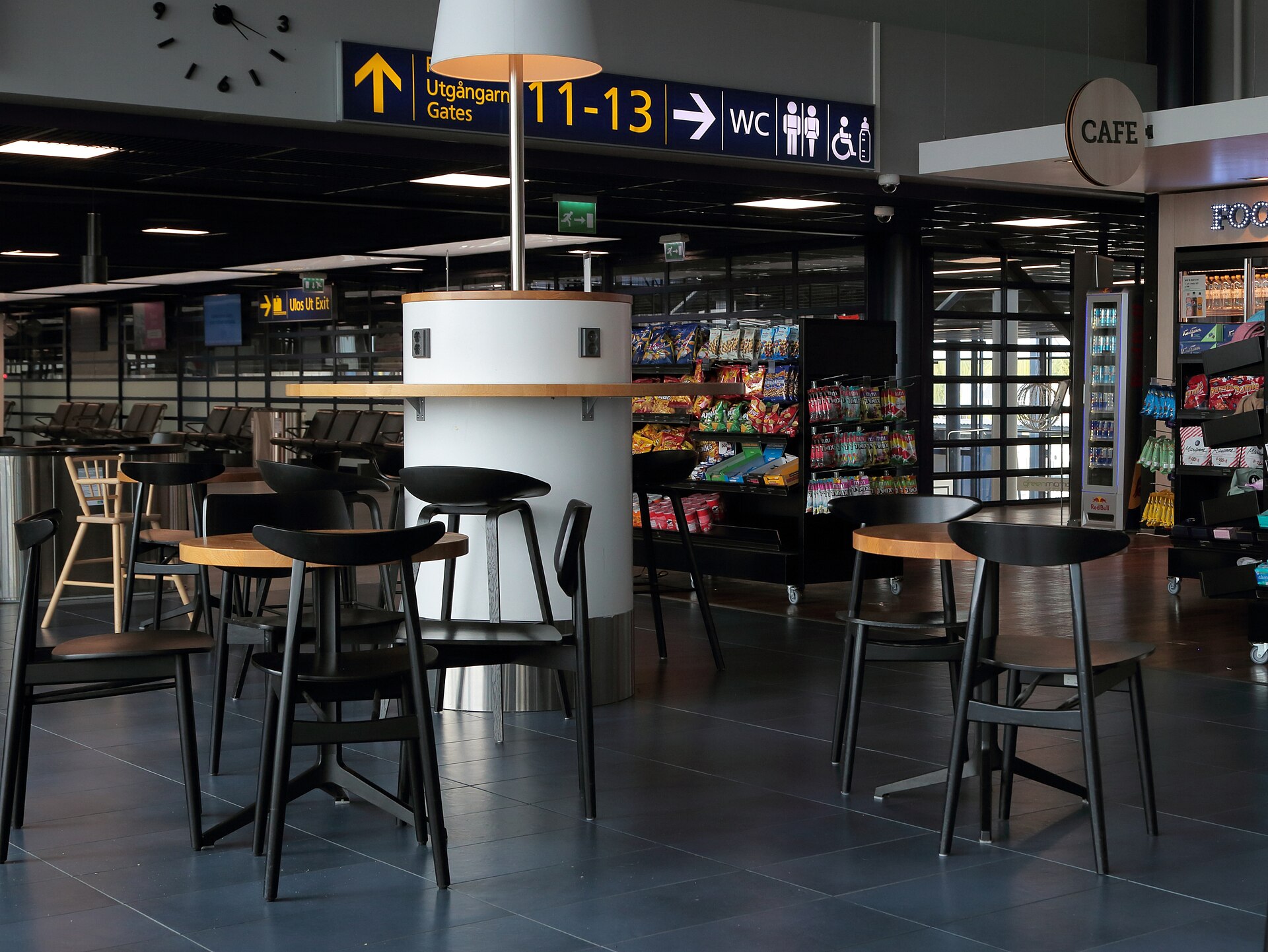 Two major US airport expansions move forward